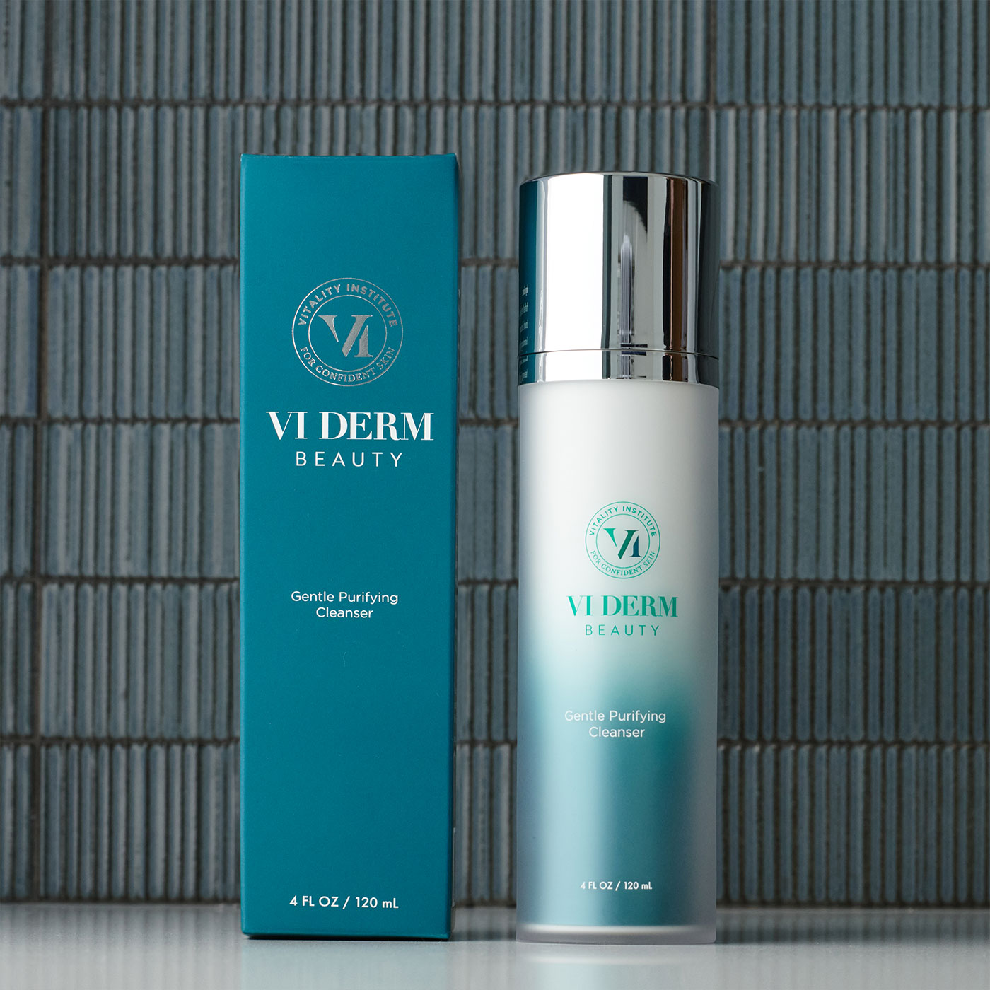 Travel Size Gentle Purifying Cleanser - Image 4